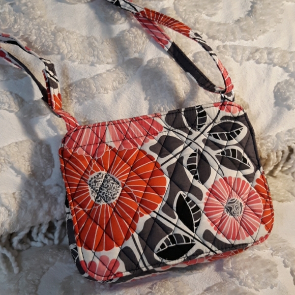 Vera Bradley Pink Floral Crossbody - Picture 4 of 5